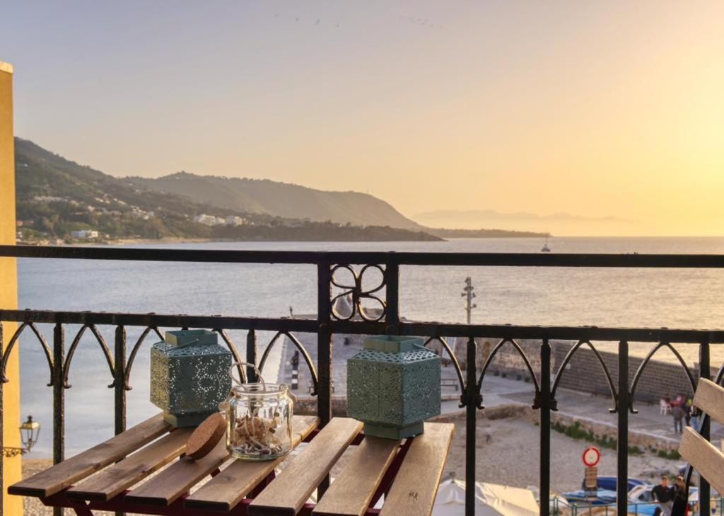 Devalu Casa Del Mare Apartment Чефалу Екстериор снимка